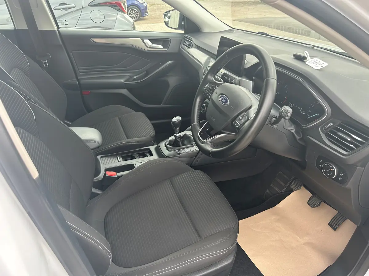 Ford Focus Hatchback 1.0 EcoBoost Hybrid mHEV 125 Titanium Edition 5dr: view of front seats.